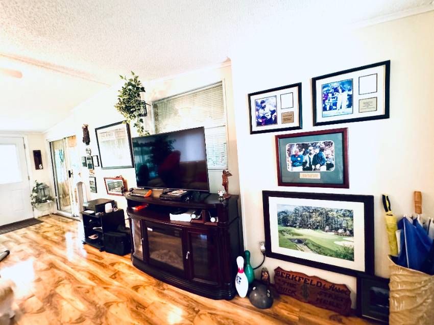 1418 Deverly Drive a Lakeland, FL Mobile or Manufactured Home for Sale